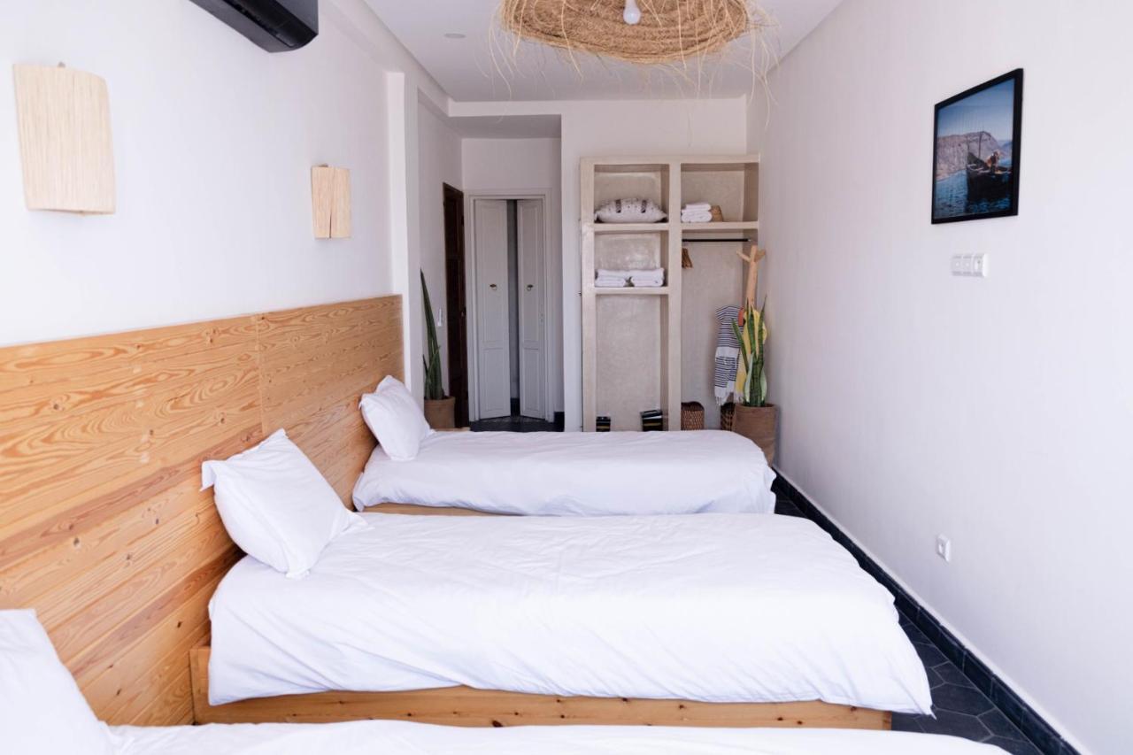 Отель Manzili Surfhouse Tamraght Экстерьер фото
